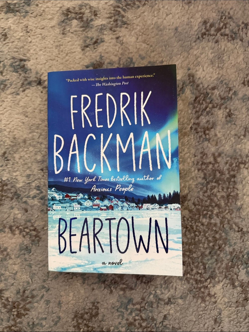 Beartown by Fredrik Backman - Blue & White Cover - Picture 1 of 1